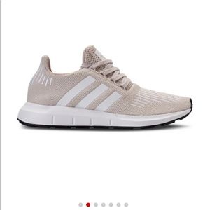 Women’s Swift Run Adidas